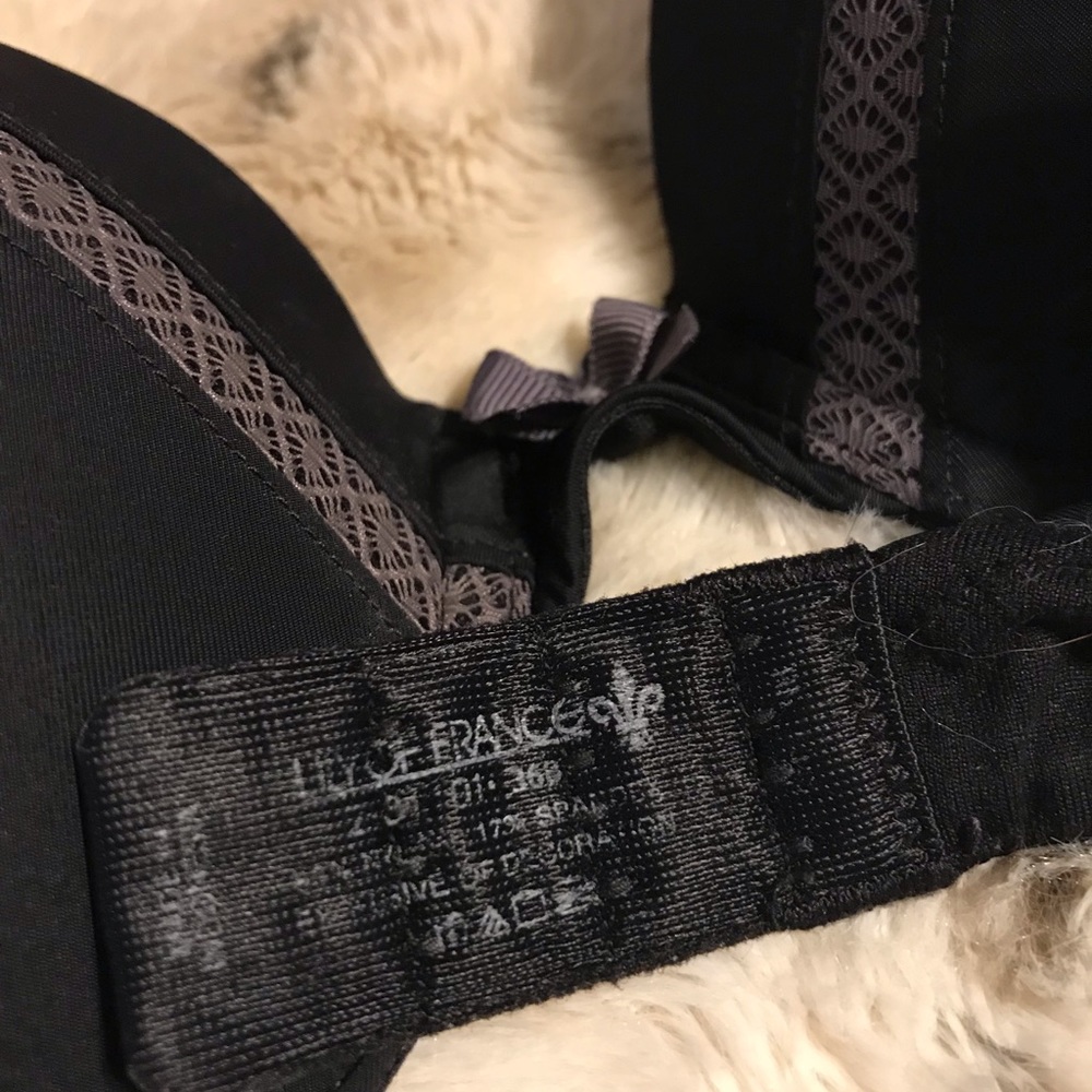 11 Bras - Picture 6 of 8